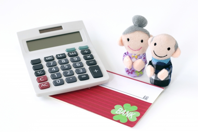 特養の利用で自己負担となる費用とは？経済的負担を軽くする制度も解説