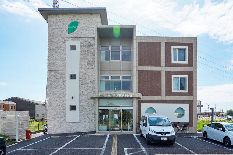 ゴールドエイジ ラウレ・ア