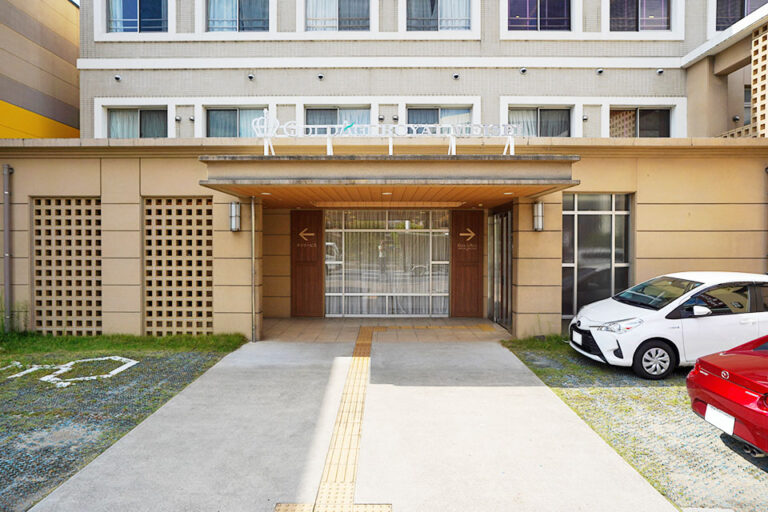 ゴールドエイジ <br>ロイヤル名西